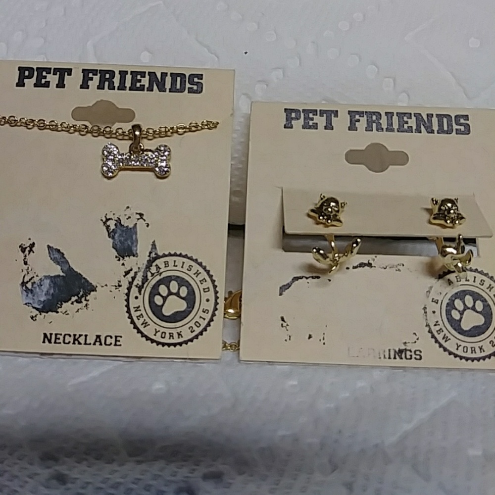 Pet necklace and earrings